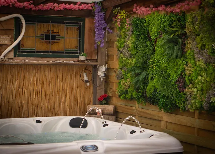 Villa Looierij De Luxe - Prive Wellness Dongen